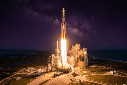 Amazon Spends $11 billion on a Satellite Company Amid the Escalating Starlink Battle