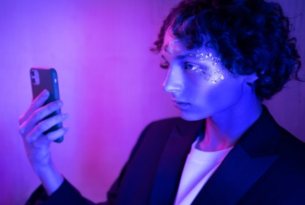 Apple Selects Google's Gemini to Operate AI-Powered Siri Arriving This Year